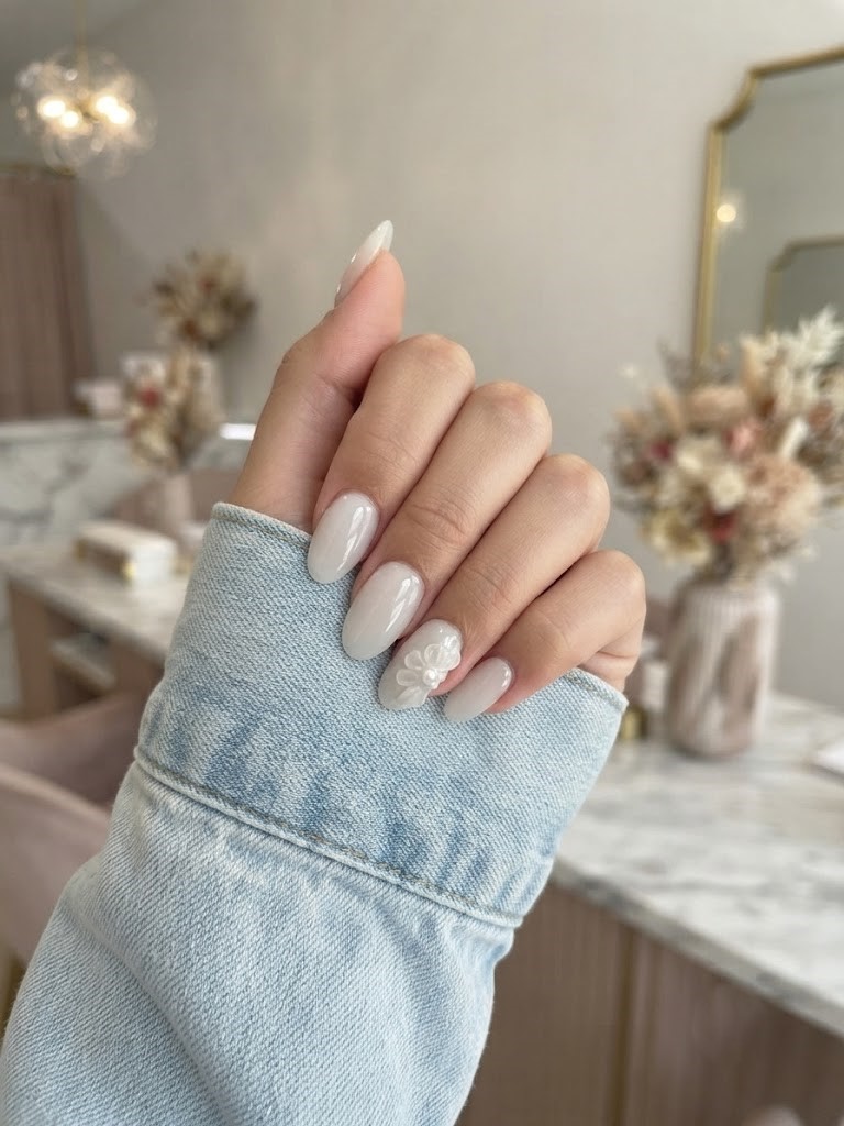 image Press-On Nails "Pearl Tide Bloomy    " – Forme Ovale S Tany Mena