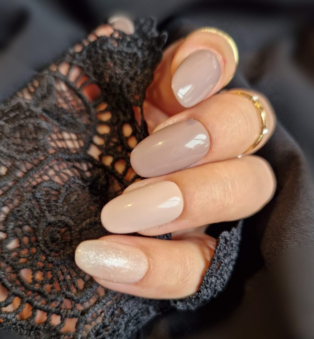 Press-on nude brillants